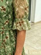 Green Floral Chiffon Tiered Midi Dress, V-Neck Frog Button Ruffle Short Sleeve Loose Casual Dress for Mature Women