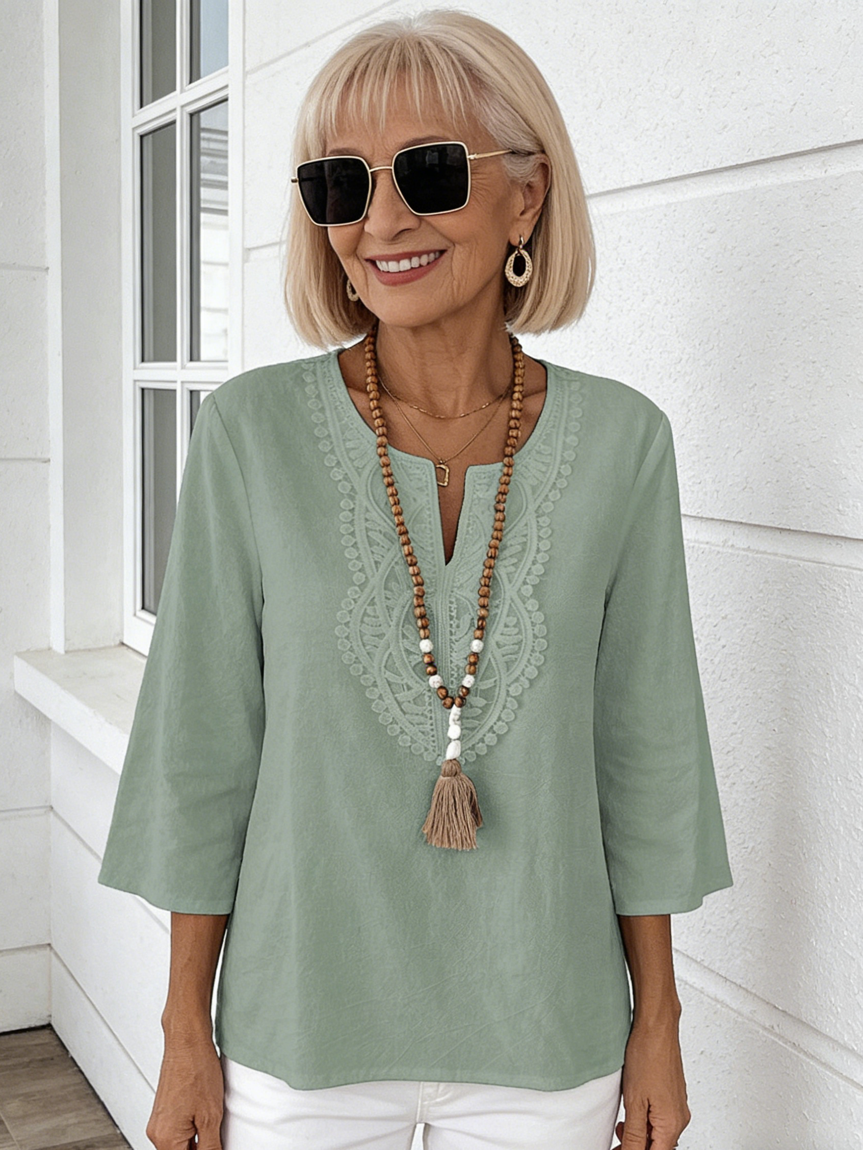 Women's Loose Solid Color V-Neck Lace Edge Shirt