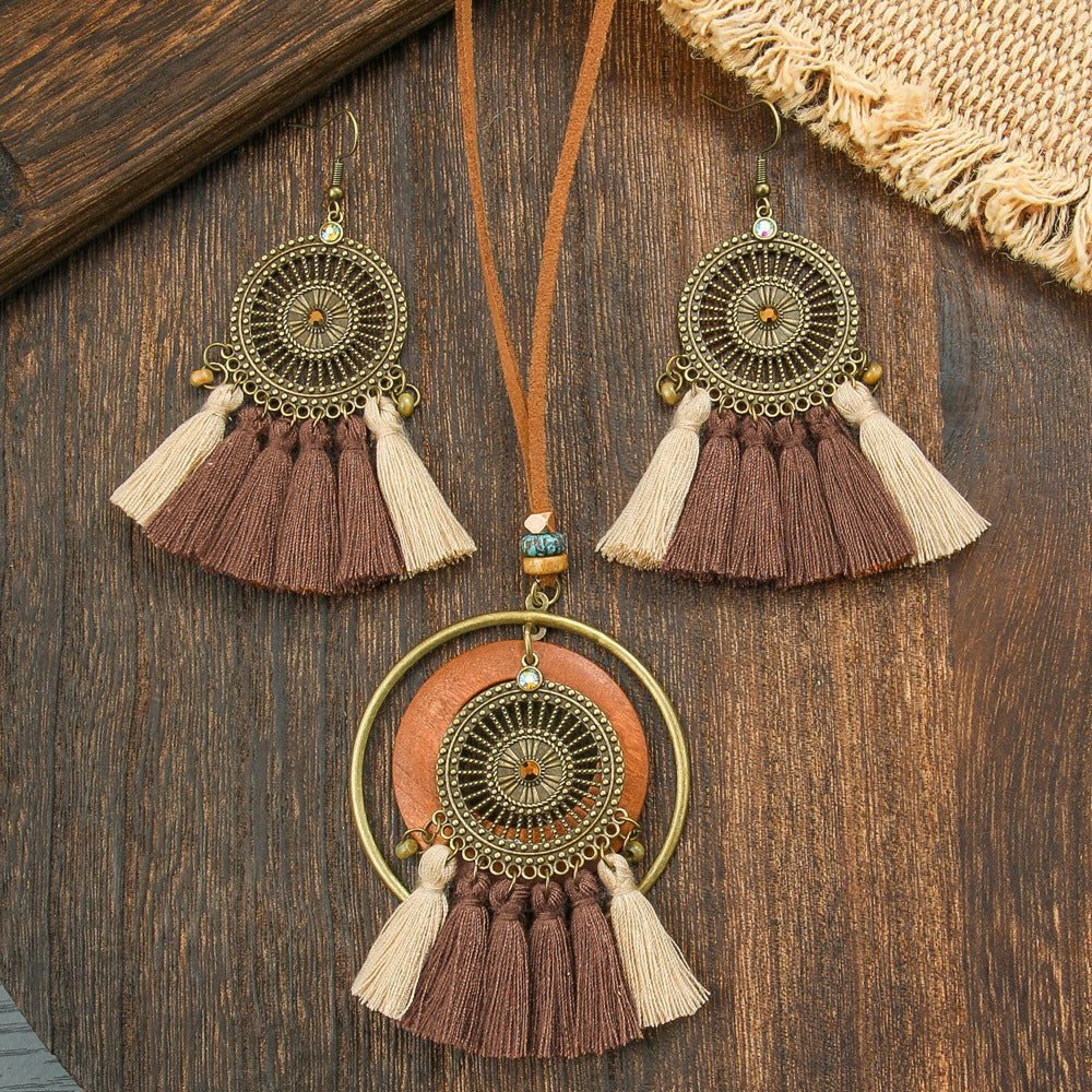 3pcs Boho Ethnic Long Sundry Colors Tassel Pendant Necklaces For Women Retro Rhinestone Drip Oil Alloy Necklace