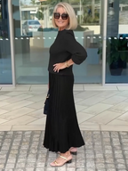 Knitted Long-sleeved Splicing Pleated Dress