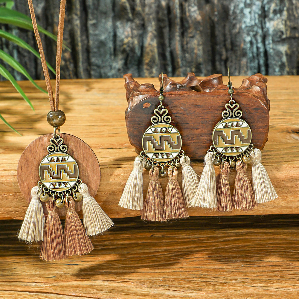 3pcs Boho Ethnic Long Sundry Colors Tassel Pendant Necklaces For Women Retro Rhinestone Drip Oil Alloy Necklace