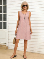 Textured Fabric Solid Color Crew Neck Loose Sleeveless Pocket Dress