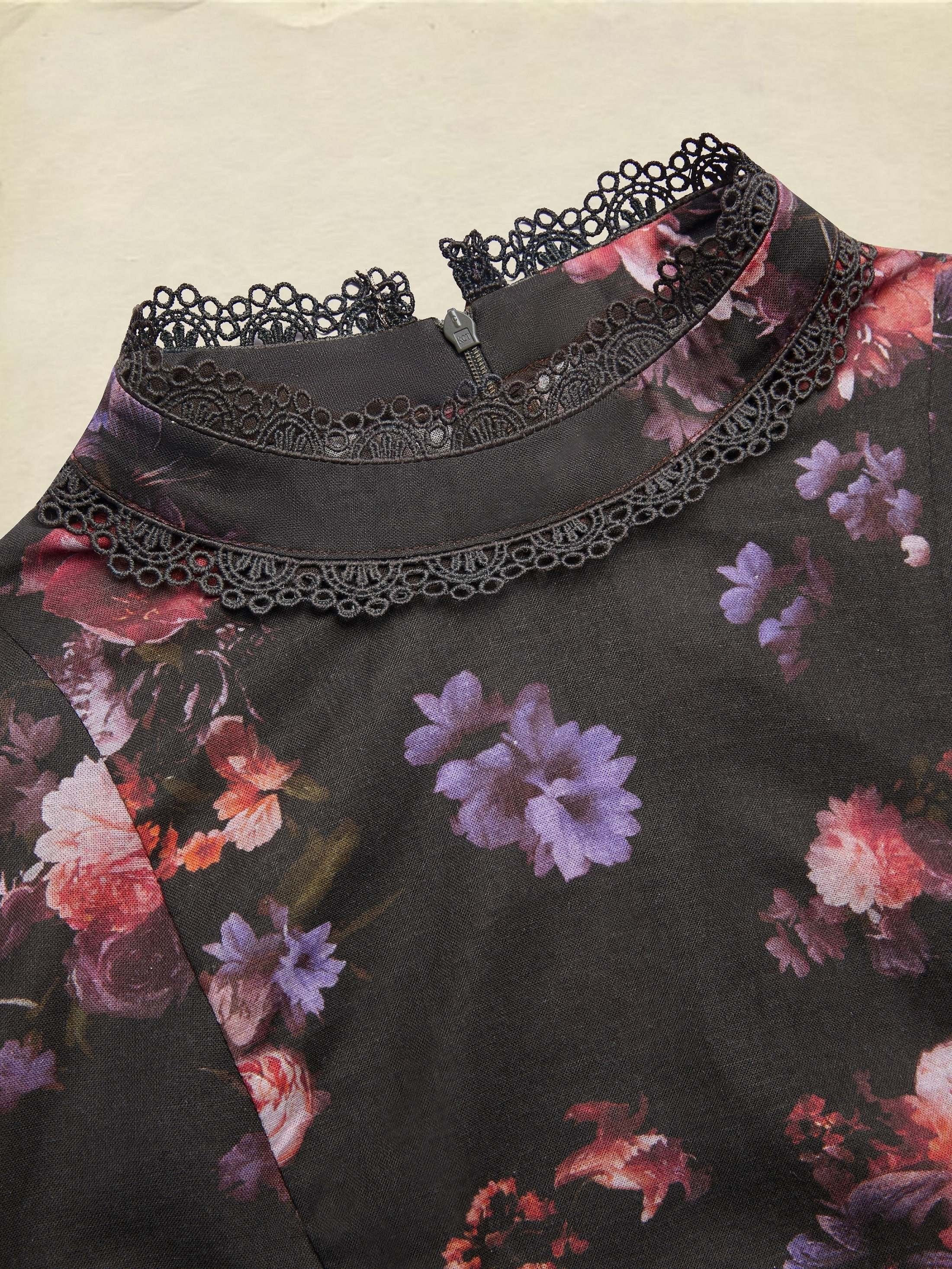 Cotton Blouse, Long Sleeves, Stand Collar, Floral, Lace, Vintage, Black