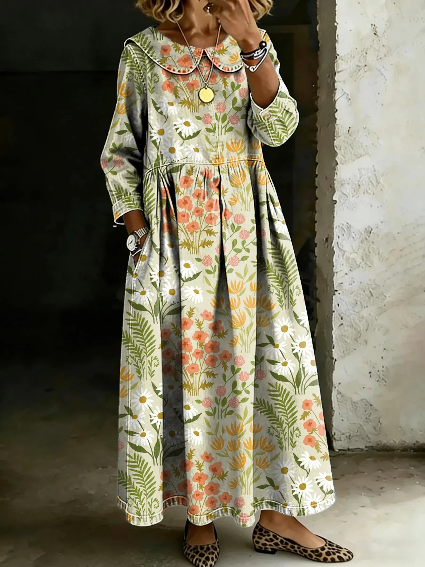 Women's Retro Multicolor Floral Splicing Long-sleeved Loose-fitting Casual Denim Dress
