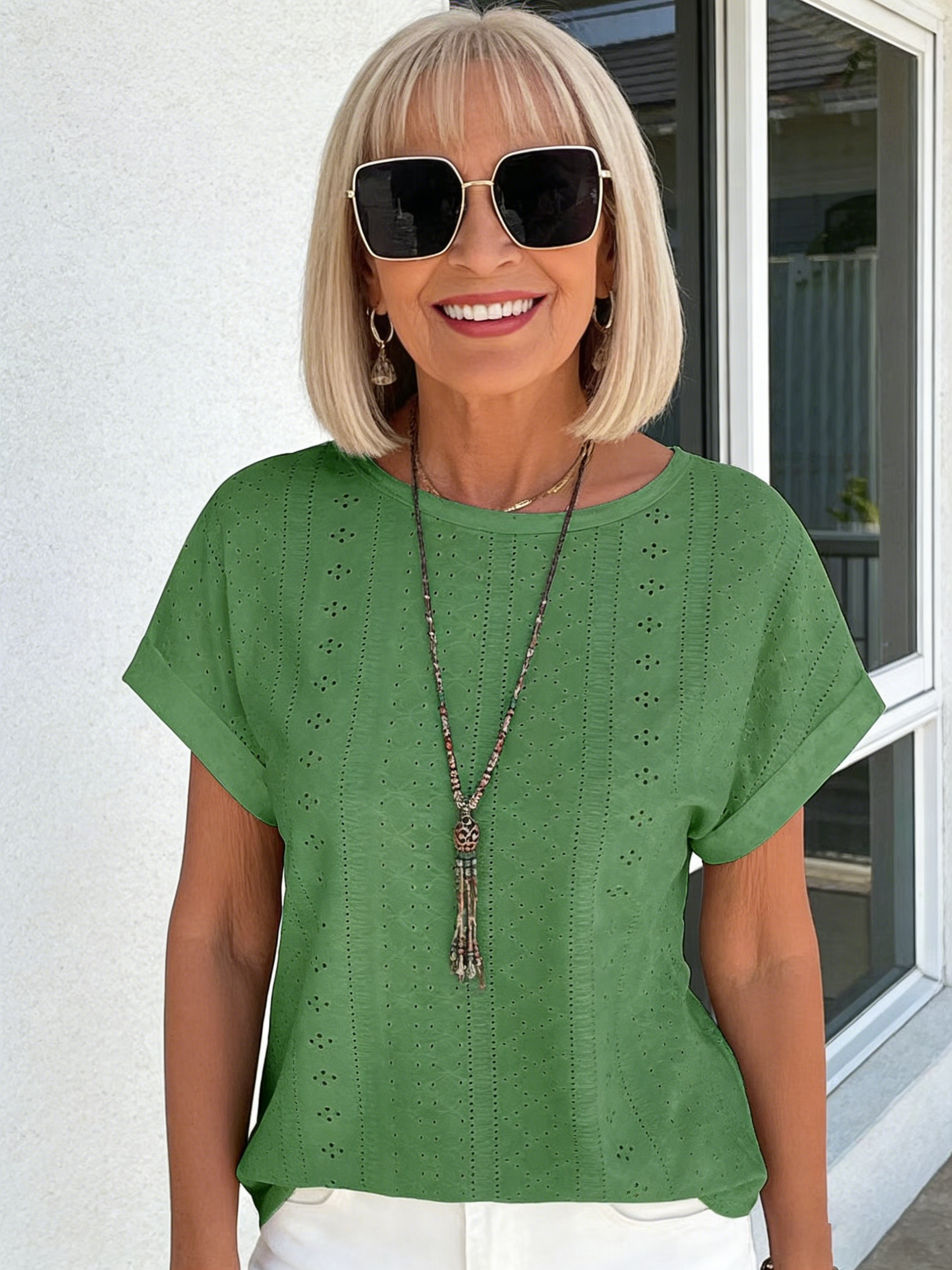 Textured Fabric Solid Color Crew Neck Loose Short Sleeve T-Shirt Top Women
