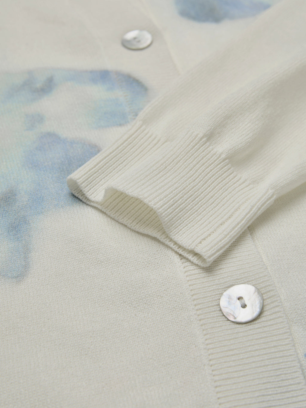 Wool Cardigan, Long Sleeves, Round Neck, Floral, Button Design, Vacation, Vintage, White