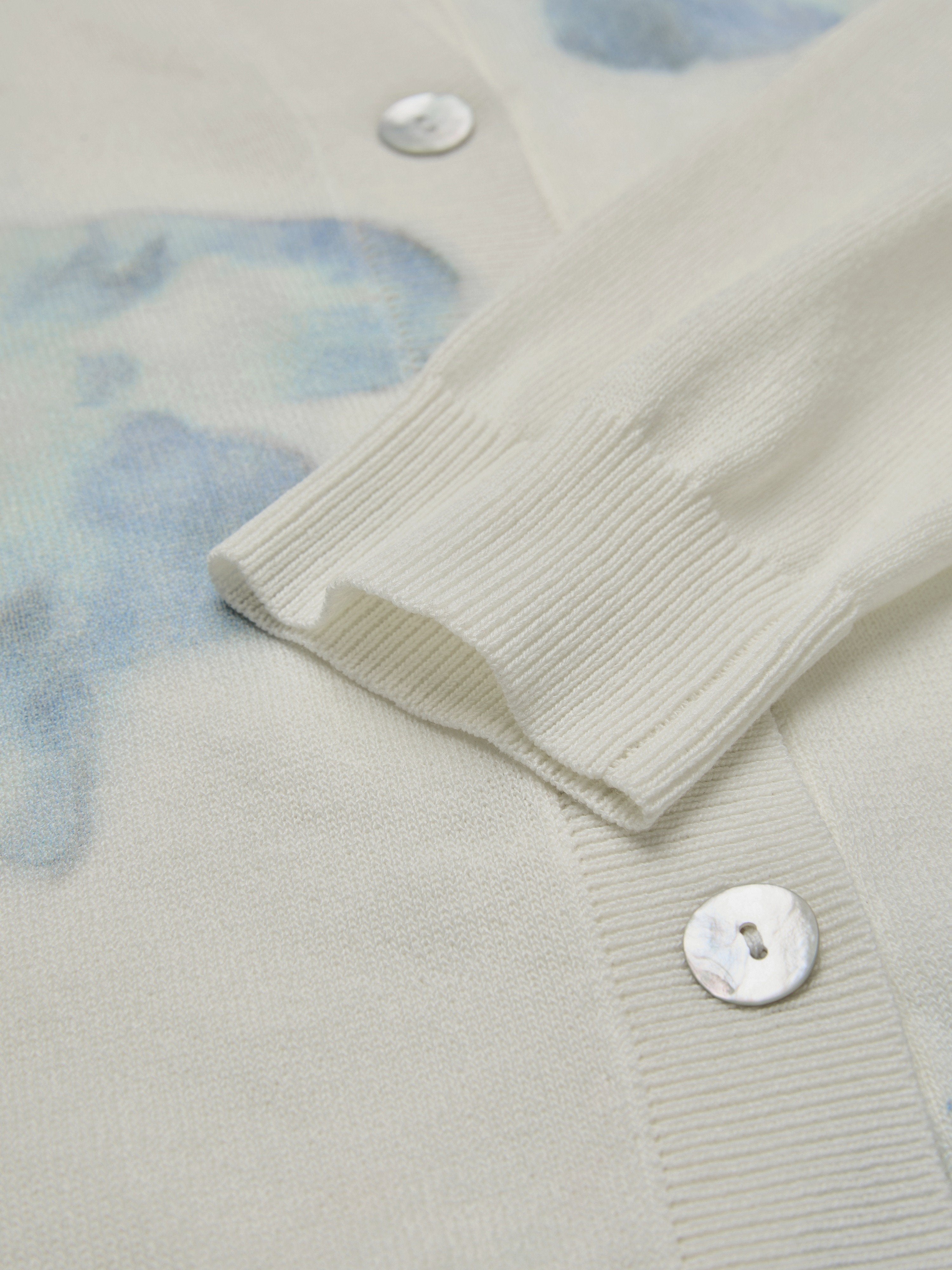 Wool Cardigan, Long Sleeves, Round Neck, Floral, Button Design, Vacation, Vintage, White