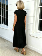 Elastic Dress Women's Elegant Fashion Crew Neck Sleeveless Pleated Long Dress