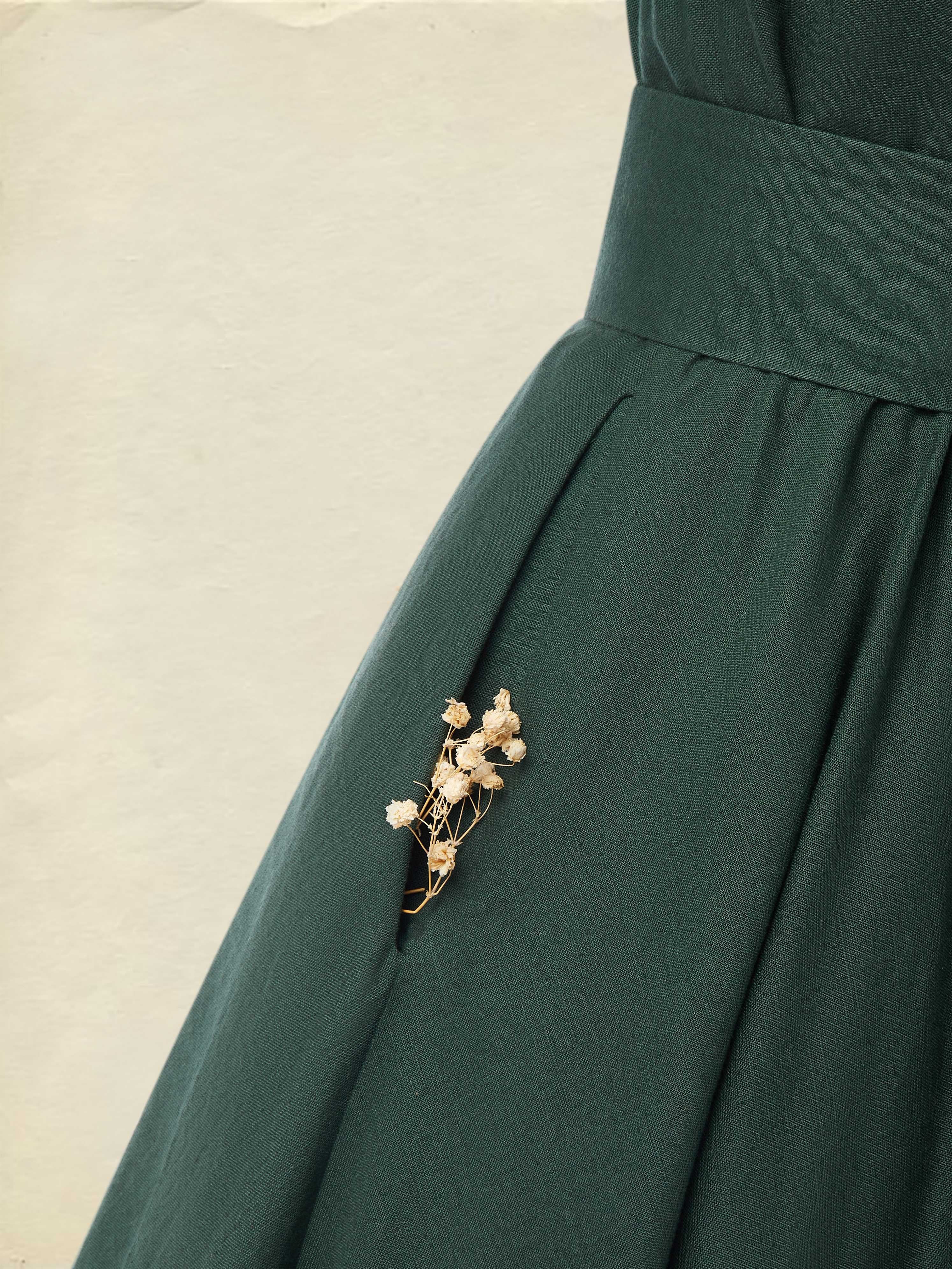 Midi Linen Dress , Half Sleeve, Sweetheart Neck, Plain, Vintage, Deep Green