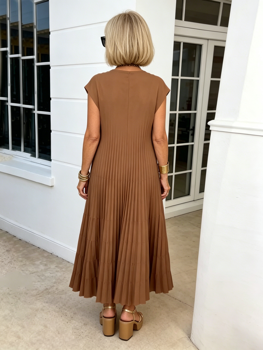 Elastic Dress Women's Elegant Fashion Crew Neck Sleeveless Pleated Long Dress