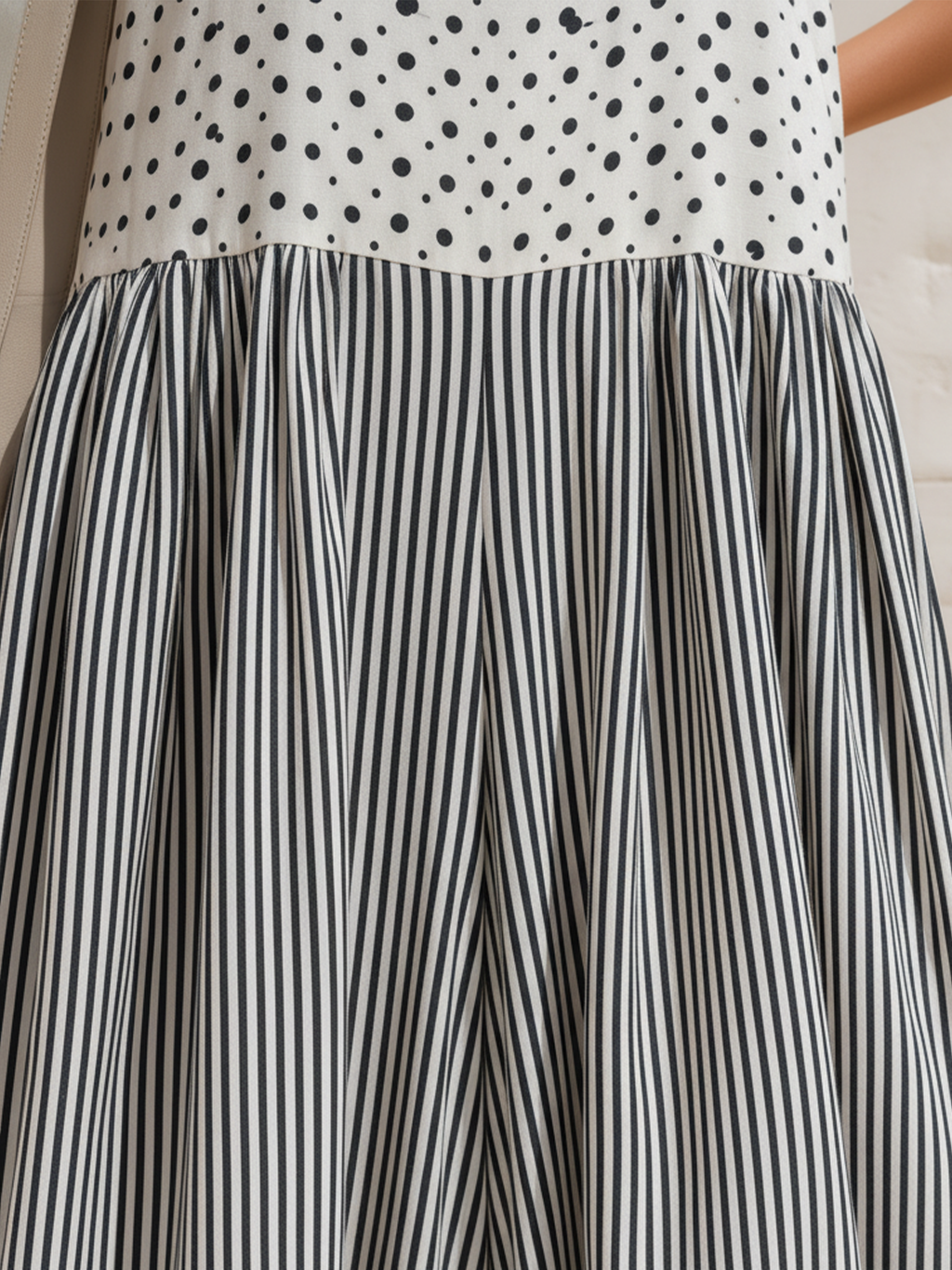 Black & White Mixed Print Sleeveless Wide-Leg Jumpsuit