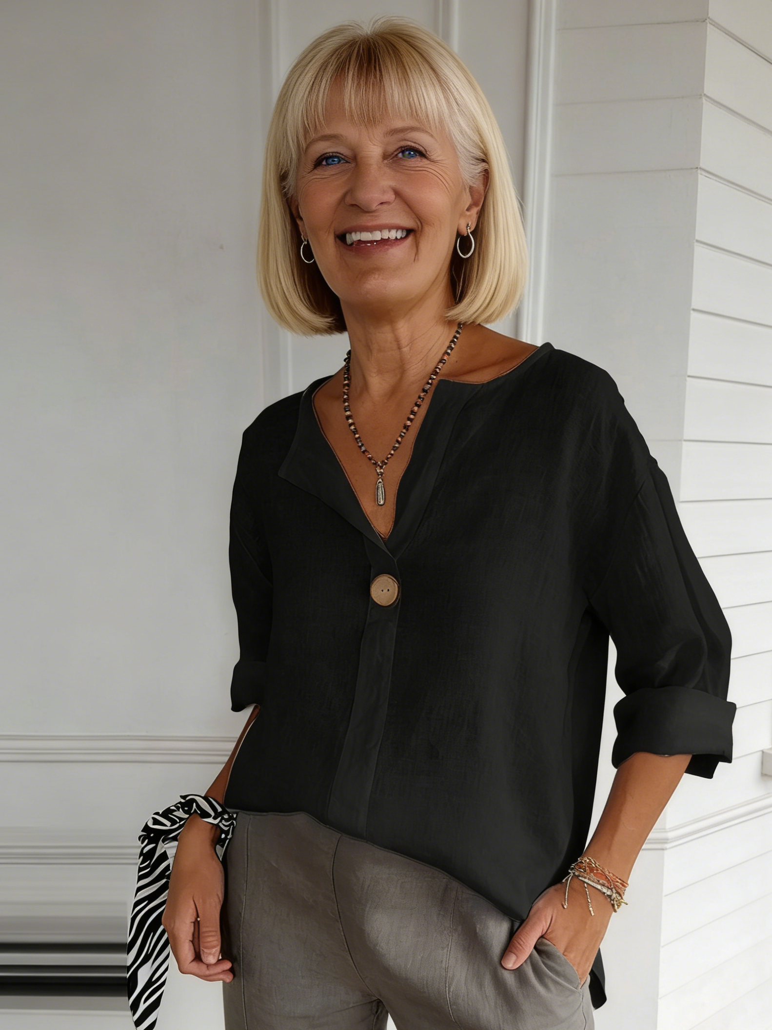 Cotton and Linen Loose T-shirt Women's V-neck Cotton and Linen Button-down Top