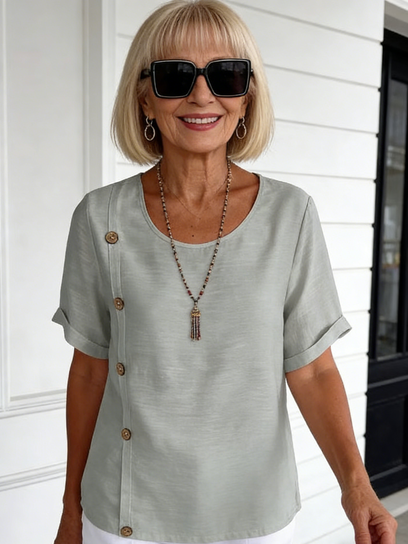 Vibrant Solid Color Chic Button Decor Blouse - Women's Vintage Half Sleeve Simple Blouse for Spring & Fall - Elegant Clothing for Ladies with Classic Style